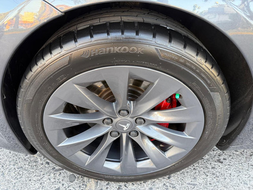 Tesla S 2017