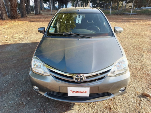 Imagen 2 de 12 de Toyota Etios 1.5 Sedan Xls - Taraborelli Usados Brc *