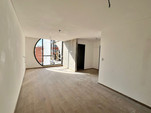 Departamento Piso En Venta En Flores, Capital Federal, Buenos Aires