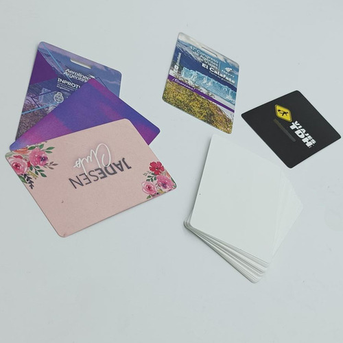 Imagen 5 de 7 de Tarjetas Poliester 100x70mm Impresas Simple Faz Pack 100u