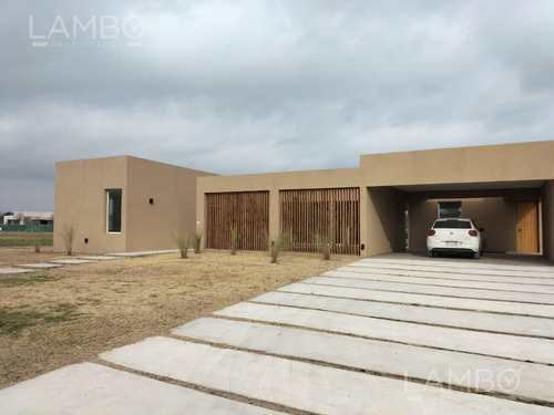 Casa- Venta- Lujan- Everlinks Lujan