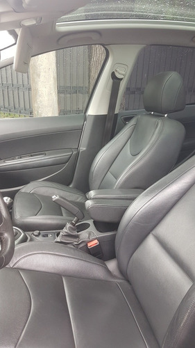 Peugeot 308 2.0 Feline 143cv 2013