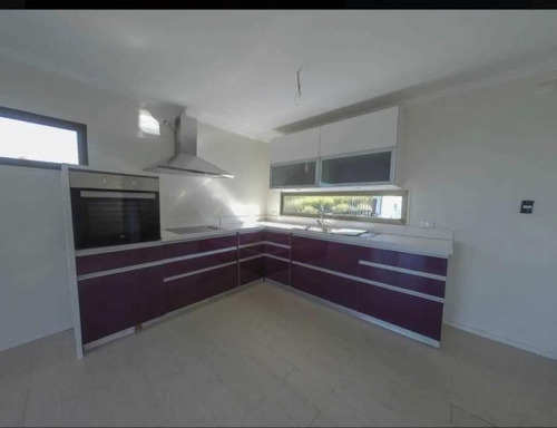 Se Vende Parcela Con 2 Casas Independientes Chicureo