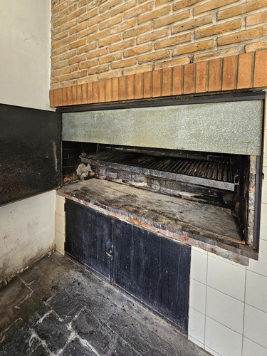 Casa 5 Ambientes Con Dependencia En Villa Devoto