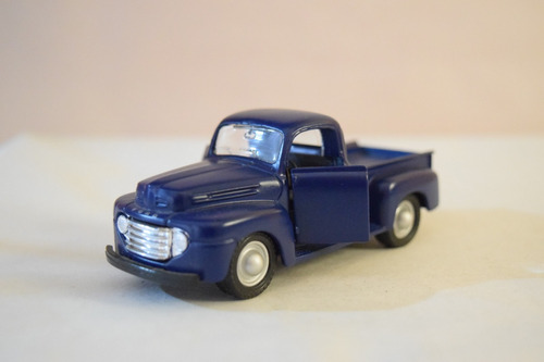 Ford Pick Up 1948 Azul Maisto 1/36  Sin Caja 