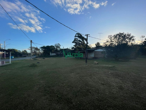 Imagen 6 de 8 de Venta Casa De 2 Dormitorios Y 1 Baño En Parque Del Plata Sur - Balnearios Parque Del Plata