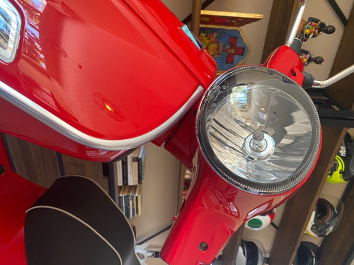 Vespa 300 Gts Super