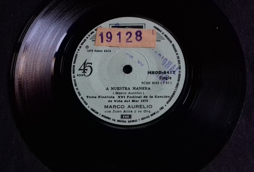 Single Marco Aurelio - A Nuestra Manera