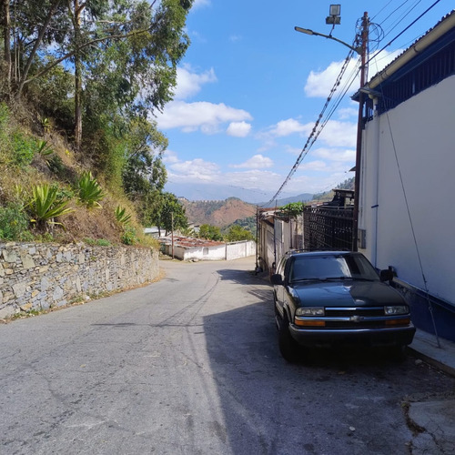 Silvia Jaramillo Vende Despostadora De Carnes En San Antonio De Los Altos