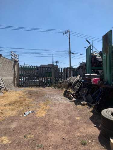 Tecámac Ojo De Agua Sobre Avenida, Amplio Terreno En Renta