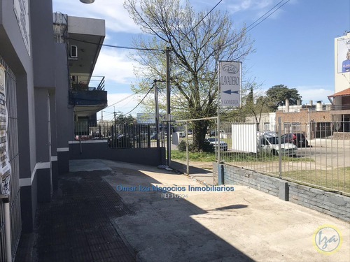 Iza. Alquiler Local Comercial Con Deposito Sobre Av Italia