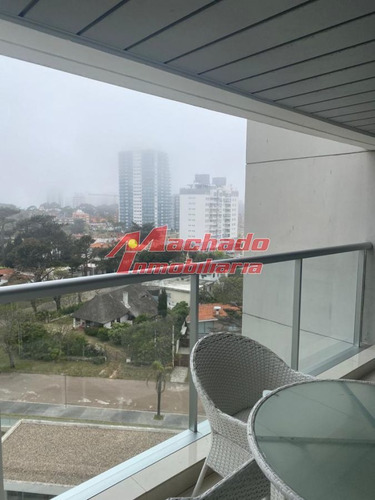 Imagen 9 de 30 de Apartamento En Torre Moderna Con Amenities