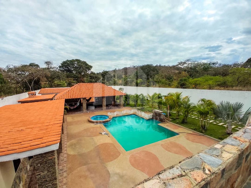 Imagen 16 de 21 de Finca En Safari Ranch, Valencia. Ahitza Castillo. 04149402096