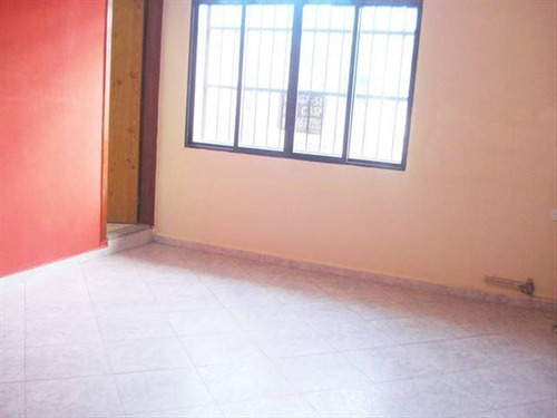Imagem 6 de 12 de Sala Comercial No Centrão Nervoso De São Vicente Ao Lado De Todos Os Bancos E Do Mc Donalds - Hm894