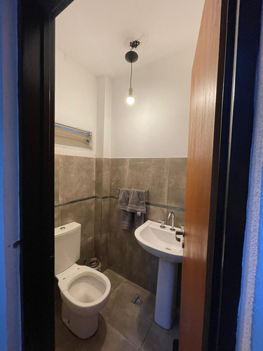 Hermoso Duplex En Villa Allende - 2 Dormitorios - Cochera Y Terreno Amplio - Barrio Español