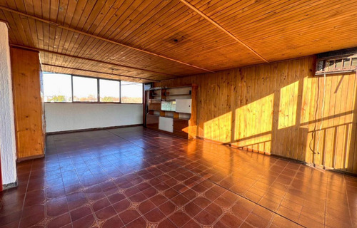 B° Bombal - Casa Multifuncional En Venta-4 Dormitorios-4 Baños - Ascensor- Piscina