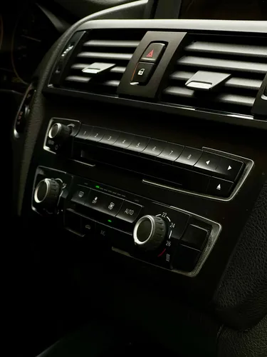 BMW Serie 2 2.0 220i F22 Coupe Sportline