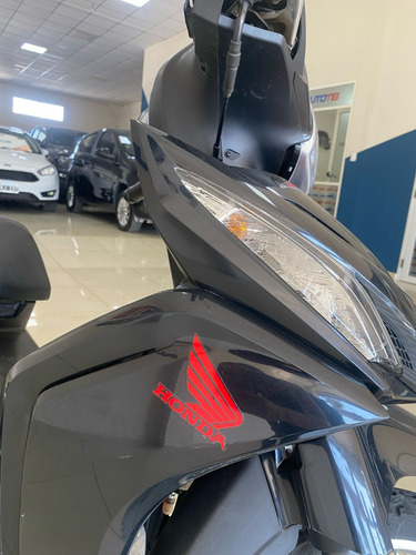 Honda Wave 110cc, 8.000km, Año 2022