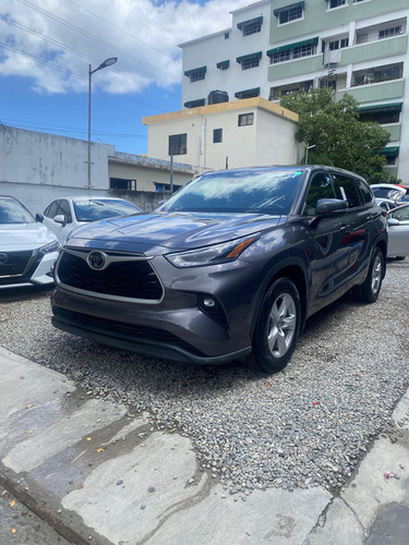 Toyota Highlander Le Awd 2021