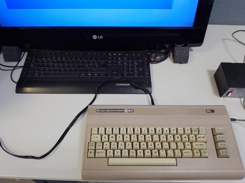 Commodore 64 Funcionando 