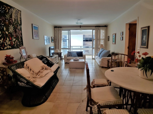 Imagem 2 de 16 de Apartamentos Dispondo De 125m² , 4 Dormitórios Sendo 2 Suítes, Sala Com Sacada E Vista Para O Mar, 2 Vaga De Garagem, Lazer (piscina E Churrasqueira) - Ap05402 - 68649819