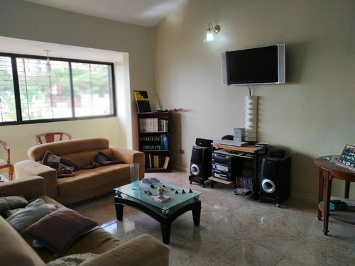 Imagen 13 de 14 de 139679 Liliana Trias 04140432833 Casa Venta El Parral