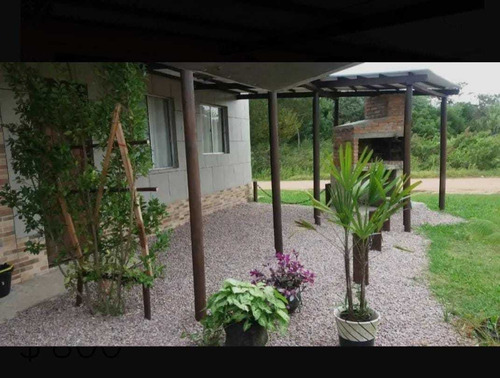 Alquilo Casas, En El Chuy, En La Barra (alvorada)a 3 Cuadras De La Playa