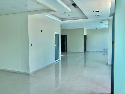Imagen 6 de 11 de Gran Inversión Para Tu Negocio, En Alquiler Moderno Y Funcional Local En El Millón, 154 Mts2.