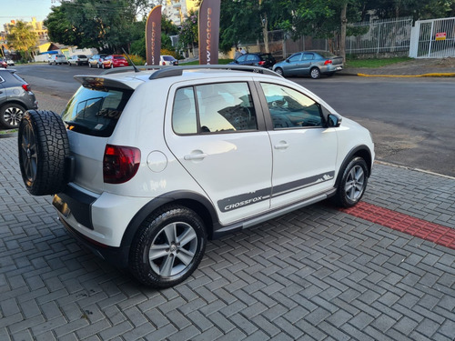 Imagem 6 de 7 de Vw - Volkswagen Crossfox 2012 Flex