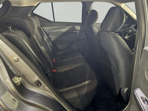 Nissan Kicks Advance MT F2