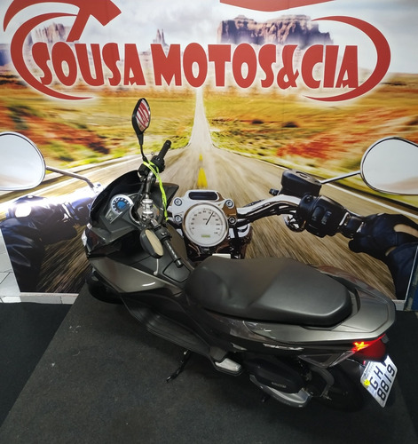 Honda Pcx Dlx