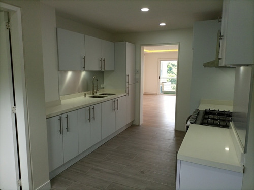 Imagen 6 de 14 de Apartamento 125 M2 Edificio Nuevo, 3 Habitaciones 4 Baños 3 Estac, Vista Avila, Listo Para Mudarte, A Estrenar Con Todo.