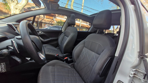 Peugeot 208 1.6 Allure Tiptronic