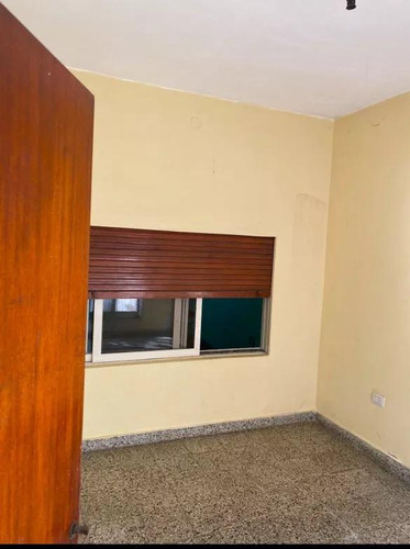 Casa En Venta - 6 Dormitorios 3 Baños - Cochera - 500mts2 - Billinghurst