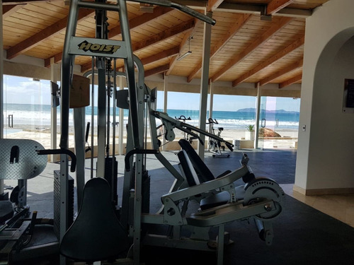Imagen 3 de 18 de Precioso Condominio Frente Al Mar!!! Con Las Mejores Vistas