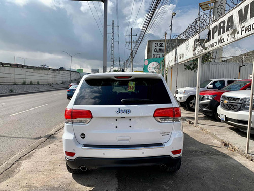 Imagen 14 de 15 de Jeep Grand Cherokee 2015 3.6 Limited 4x2 Mt
