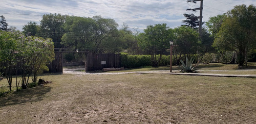 Imagen 16 de 21 de Venta Casa Quinta + Depto. + Casa Caseros Con Pileta Ubicado En Valle Hermoso