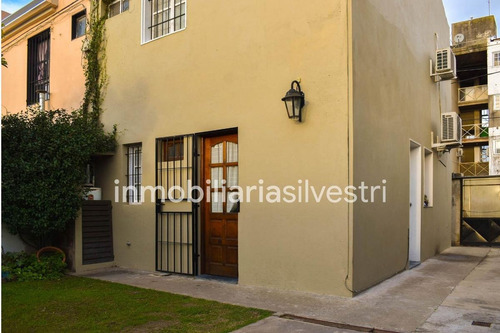 Imagen 4 de 19 de 89 E/ 4 Y 5 La Plata - Casa De 3 Dormitorios En Venta