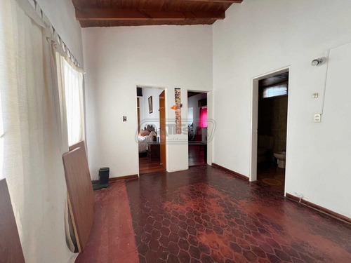 Casa En Venta En Ramos Mejía