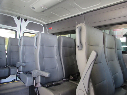 Renault Master 16 Lugares L2h2