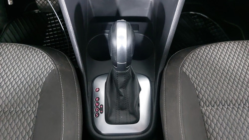 Volkswagen Vento 1.6 HIGHLINE AUTO