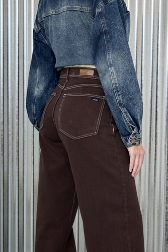Pantalon Cenitho Wide Leg Chocolate Clasico Rigido