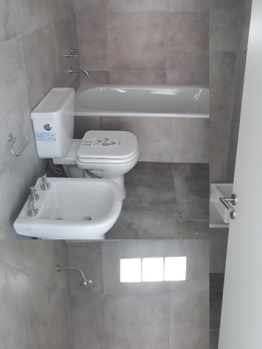 Departamento 2 Ambientes Con Balcon