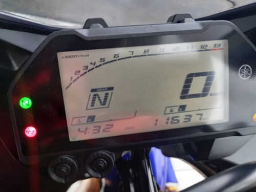 Imagem 4 de 7 de Yamaha R3