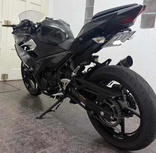 Kawasaki Ninja 400 2023 + Extras