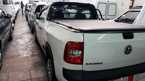 Imagem 7 de 10 de V.w. Saveiro Cs 1.6 Flex C/vidro Elet.