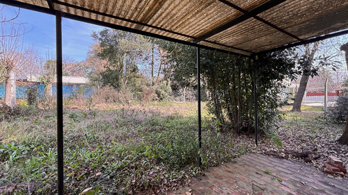 Casa En Villa Elisa De 3 Dormitorios Con Parque