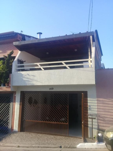 Imagem 1 de 29 de Sobrado De 03 Dormitórios, Suíte, 02 Vagas De Garagem Cobertas, Próximo A Estr. Do Campo Limpo, Ótima Localização. Confira! - So0172