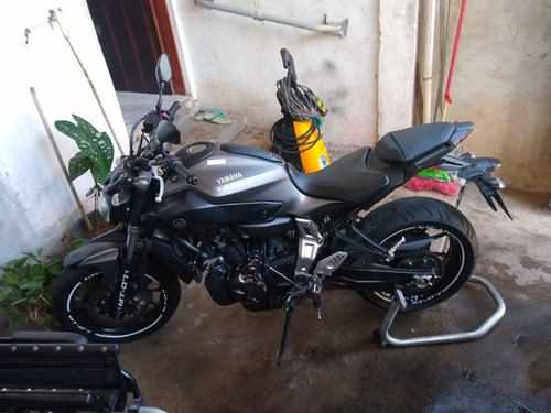 Imagem 4 de 15 de Yamaha Mt 07