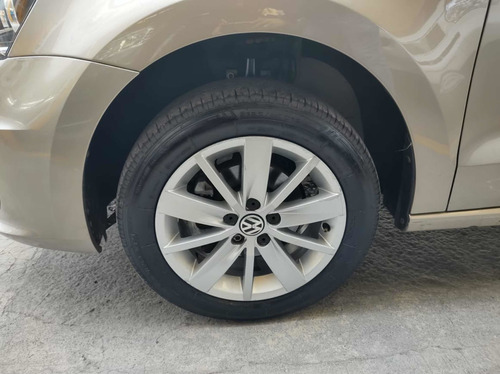 Imagen 9 de 13 de Volkswagen Vento 1.6 Comfortline Std 5 Vel Ac 2019